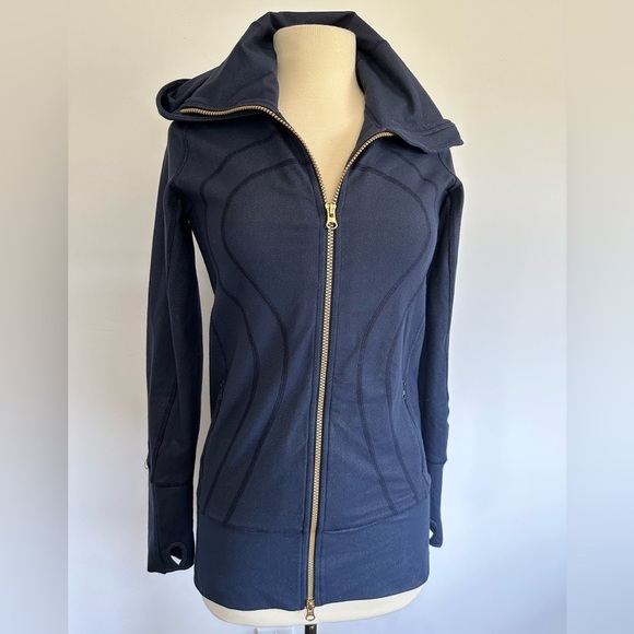 {Lululemon} Stride jacket II - Picture 4 of 6